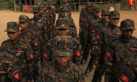 ကျောင်းသားတပ်ဦး/ကျောင်းသားလက်ရုံးတပ်တော် ၄ နှစ်ပြည့်အခမ်းအနားမှ တော်လှန်ရေးပန်းတိုင်အတွက် စည်းလုံးညီညွတ်ရန်နှင့် အားကောင်းခိုင်မာသော နိုင်ငံရေး၊ စစ်ရေးမူနှင့် တပ်ပေါင်းစုအား ဖွဲ့စည်းတည်ထောင်နိုင်ရေး ကြိုးပမ်းရမည့် ကာလဖြစ်ကြောင်း တိုက်တွန်း